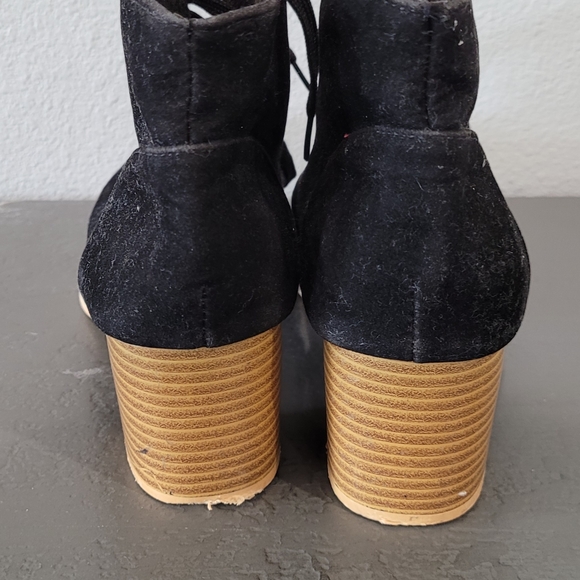 Biala Gia size 43 US size 9.5 color black - Picture 4 of 4